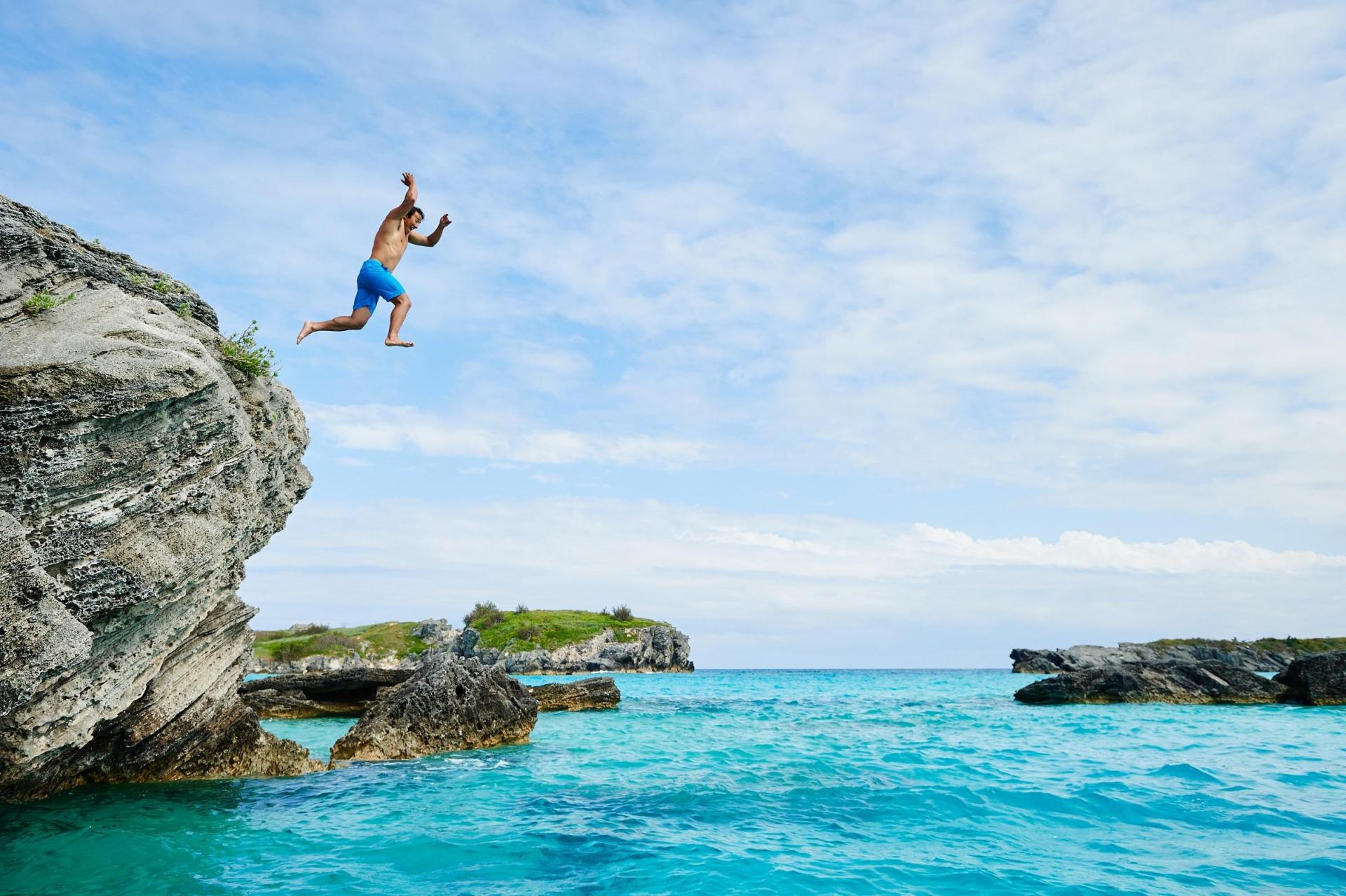 Cliff Dive Off Clarence Cove.
